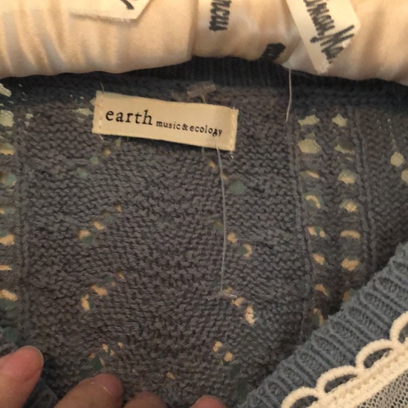 Earth Music and Ecology cottagecore morikei grandmillenial sweater - Picture 2 of 3